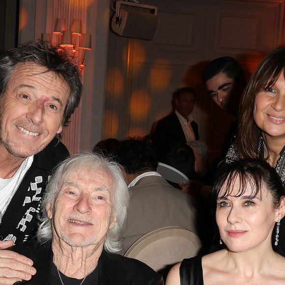 Jean-Luc Reichmann, Hugues Aufray, Murielle Aufray et Nathalie Lecoultre lors de la soirée de gala pour la fondation de la recherche en physiologie, les Stethos, au George V à Paris le 18 mars 2024.

Crédit Coadic Guirec / Bestimage