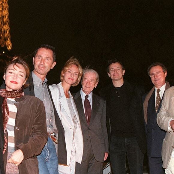 Daniel Prevost, Jacques Villeret, Francis Huster, Thierry Lhermitte, Catherine Frot, Alexandra Vandernoot, Francis Veber, soirée Dîner de cons, Paris.
AGENCE / BESTIMAGE