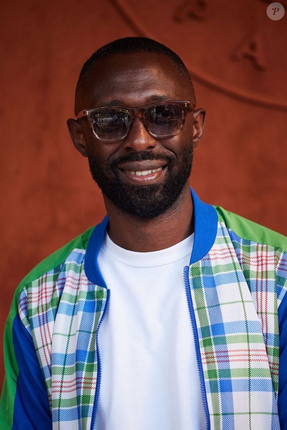 Thomas Ngijol au Village lors de la nocturne des Internationaux de France de tennis de Roland Garros 2023 à Paris, France, le 2 juin 2023. © Moreau-Jacovides/Bestimage`