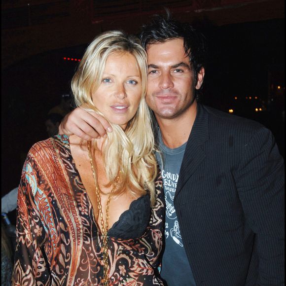 Filip Nikolic est devenu papa d'une petite fille prénommée Sasha, née de sa relation avec Valérie Bourdin.

Filip Nikolic et sa femme à Paris. © RACHID BELLAK / BESTIMAGE