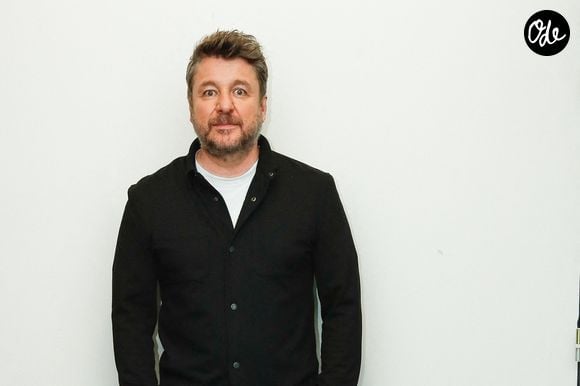 Le lendemain, il a rassuré ses abonnés dans une publication Instagram pleine d’humour.

Exclusif - Bruno Guillon en backstage de l'émission "100% logique" présentée par C. Feraud et qui diffusée sur France 2. © Christophe Clovis/Bestimage