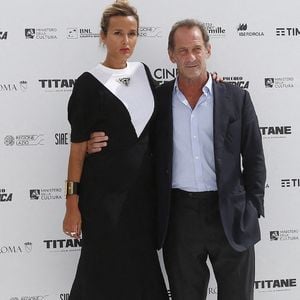 La réalisatrice Julia Ducournau et l'acteur français Vincent Lindon posent pour les photographes lors de la présentation du film « Titan » au cinéma New Troisi à Rome, en Italie, le 20 septembre 2021. Photo de Samantha Zucchi /Insidefoto/SPUS/ABACAPRESS.COM