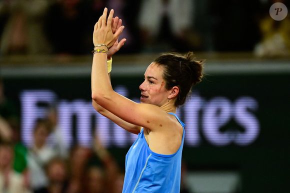 Loïs Boisson remporte le quart de finale face à Mirra Andreeva lors des internationaux de France de Tennis de Roland Garros 2025 (Jour 11), le 4 juin 2025 © Dante Badano/PSNewz/Bestimage