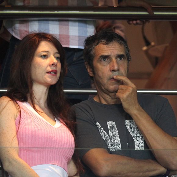 Julien Clerc et sa compagne Hélène Grémillon au Parc des Princes