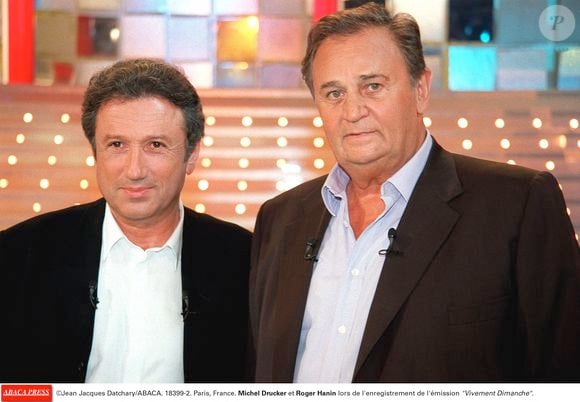 Michel Drucker et Roger Hanin lors de l'enregistrement de l'émission Vivement Dimanche à Paris, France, le 10/06/2000. Crédit  : Jean Jacques Datchary/Abaca