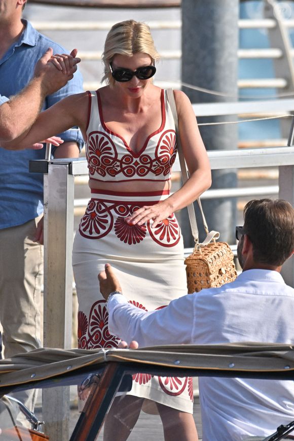 Ivanka Trump arrive à l'aéroport de Venise avant le mariage de Jeff Bezos à Venise le 24 juin 2025. Photo par Julien Reynaud/APS-Medias/ABACAPRESS.COM