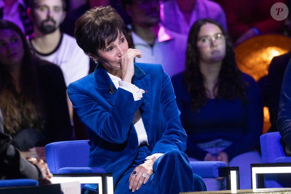 Exclusif - Marie Claude Pietragalla lors de l'enregistrement de l'émission "La Boîte à secrets", présentée par Faustine Bollaert et diffusée le 17 octobre sur France 3, dans les studios du Lendit à Saint-Denis, France, le 23 septembre 2025. © Cyril Moreau/Bestimage