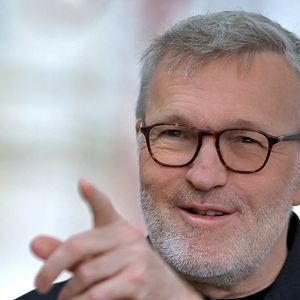 La collaboration de plus de dix ans entre Jean-Marie Bigard et Laurent Ruquier vient-elle de connaître un point final ?

Laurent Ruquier assiste au photocall des Grosses Tetes lors du 17ème Festival du Film Francophone d'Angoulême le 29 août 2024 à Angoulême, France. Photo par Franck Castel/ABACAPRESS.COM