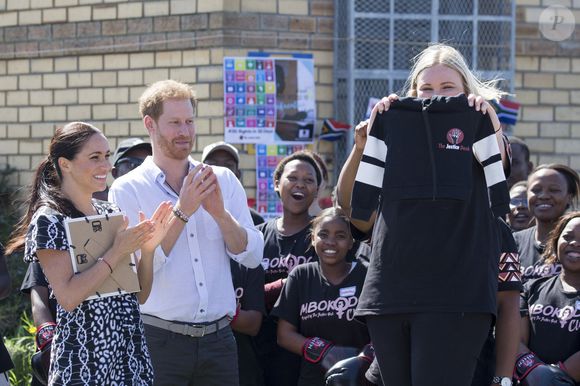 Le prince Harry et Meghan Markle visitent le township de Nyanga, Afrique du Sud le 23 septembre 2019. 

EXPRESS SYNDICATION / BESTIMAGE