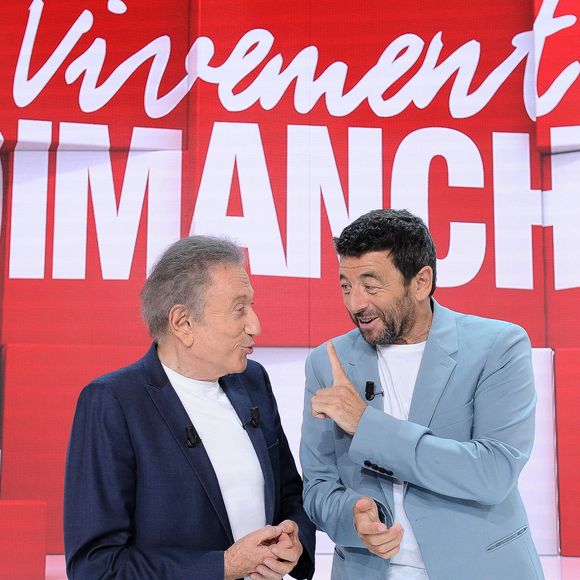 Exclusif - Michel Drucker et Patrick Bruel - Enregistrement de l'émission de rentrée "Vivement Dimanche" présentée par M. Drucket et qui sera diffusée le 3 septembre 2023 sur France 3 au Studio Gabriel à Paris le 28 aout 2023. © Guillaume Gaffiot/Bestimage