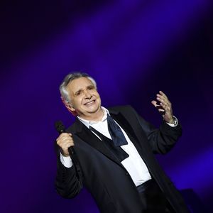 Exclusif - Michel Sardou en concert à la Seine Musicale, jusqu'au 7 janvier 2018 et les 14 et 15 mars, pour sa dernière tournée "La dernière danse" à Boulogne-Billancourt. Le 26 décembre 2017.
© Pierre Perusseau / Bestimage