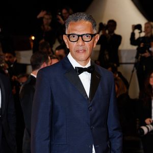 Le comédien rêve de travailler avec un réalisateur japonais.

Roschdy Zem - Descente des marches du film « 13 jours 13 nuits » lors du 78ème Festival International du Film de Cannes, au Palais des Festivals à Cannes. Le 23 mai 2025
© Jacovides-Moreau / Bestimage
