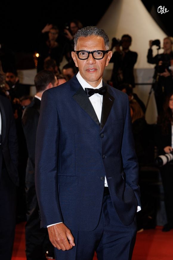 Le comédien rêve de travailler avec un réalisateur japonais.

Roschdy Zem - Descente des marches du film « 13 jours 13 nuits » lors du 78ème Festival International du Film de Cannes, au Palais des Festivals à Cannes. Le 23 mai 2025
© Jacovides-Moreau / Bestimage