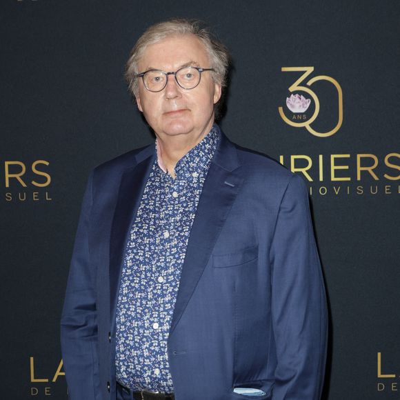 Dominique Besnehard - Photocall de la 30ème cérémonie des Lauriers de l'audiovisuel au théâtre Marigny à Paris le 24 février 2025© Coadic Guirec/Bestimage