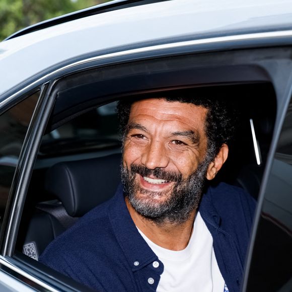 La paternité a renforcé sa volonté de prioriser sa famille et de réorganiser sa vie. 

Ramzy Bedia - Les célébrités arrivent au Lido lors du 80ème Festival International du Film de Venise (Mostra), le 31 août 2023. © SGP / BESTIMAGE