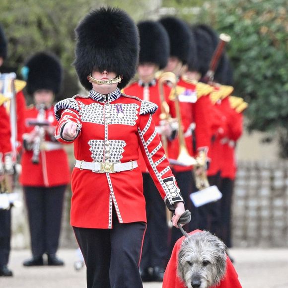 Catherine (Kate) Middleton, princesse de Galles, colonel des Irish Guards, visite le régiment lors du défilé de la Saint-Patrick à la caserne Wellington de Londres, Royaume Uni, le 17 mars 2025. © Zahu/Backgrid UK/Bestimage