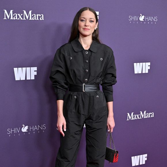Marion Cotillard au photocall de la soirée Women In Film Annual Gala à l'hôtel Beverly Hilton à Los Angeles le 24 octobre 2024. GOFF INF / BESTIMAGE