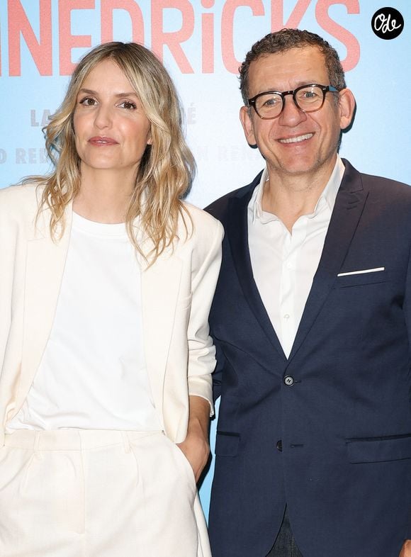 Six années au cours desquelles les deux comédiens ont été à la tête d'une famille recomposée de six enfants.

Laurence Arné et Dany Boon à l'avant-première du film "La Famille Hennedricks" au Cinéma Pathé Beaugrenelle à Paris le 18 juin 2024. 

© Coadic Guirec/Bestimage