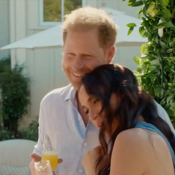 Parmi les recettes fétiches de Meghan, l'une d'elles est un subtil clin d'oeil à la famille royale britannique : une génoise Victoria avec des framboises fraîches et de la crème

Meghan Markle dévoile la bande-annonce de sa nouvelle série Netflix, « With Love, Meghan »