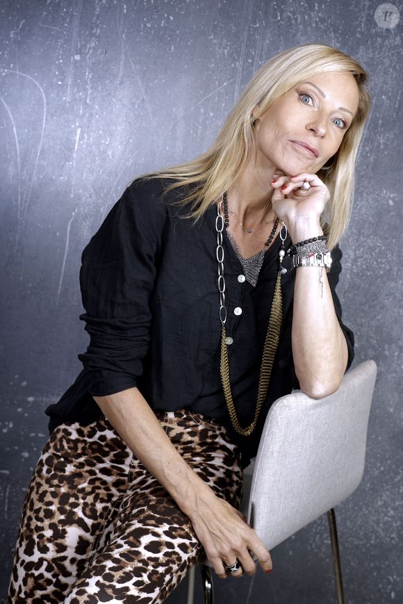 Exclusif - Portrait de Rebecca Hampton lors de l'enregistrement de l'émission "Chez Jordan de Luxe" à Paris. Le 12 novembre 2024
© Cédric Perrin / Bestimage

|Exclusif - Portraits de Rebecca Hampton lors de l'enregistrement de l'émission "Chez Jordan de Luxe" à Paris