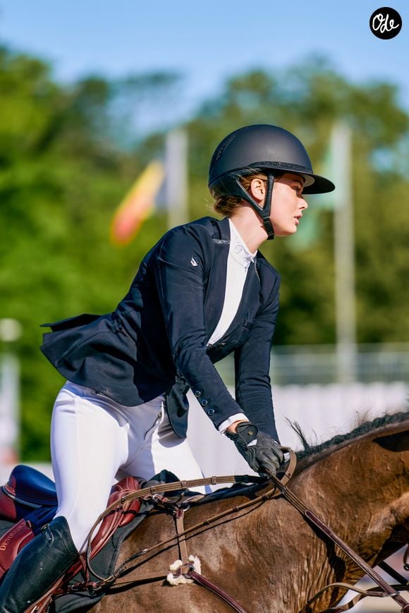 Elle l'a annoncé sur son compte Instagram ce 1er octobre 2026.

Maxime Teissier (Miss Languedoc 2023) sur History au prix Wayden pour Hope lors de la 10ème édition du "Longines Paris Eiffel Jumping" à la Plaine de Jeux de Bagatelle à Paris, France, le 23 juin 2024. © Perusseau-Veeren/Bestimage
