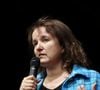 Ce jeudi 3 juillet, Anne Roumanoff a annoncé le décès de Philippe Vaillant.

Anne Roumanoff participe à un rassemblement contre l'extrême droite, place de la République à Paris, le 3 juillet 2024. 

Photo : Stéphane Lemouton / Bestimage