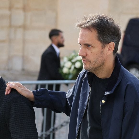 Grand Corps Malade, de son vrai nom Fabien Marsaud - Arrivées aux obsèques de Nicolas Altmayer en l’Église de Saint-Germain-des-Prés à Paris le 31 aout 2026. 

© Dominique Jacovides-Cyril Moreau/Bestimage