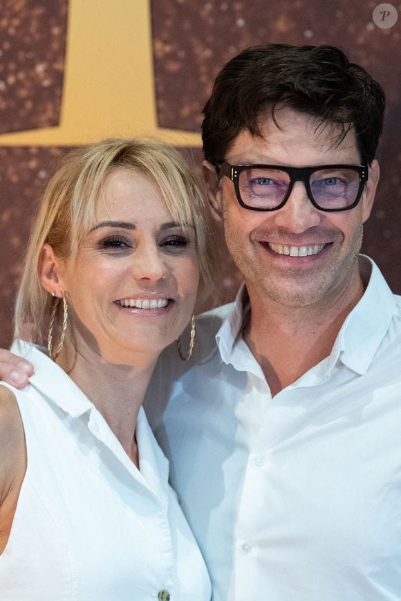 L'épouse de Bertrand Lacherie a accepté de se confier à "Purepeople". 

Elodie Gossuin et Bertrand Lacherie assistent à la projection spéciale de Gladiator II à Paris au Pathe Palace à Paris, France, le 10 novembre 2024. Photo par Aurore Marechal/ABACAPRESS.COM