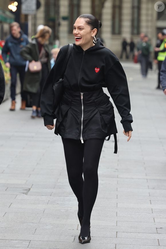 Jessie J arrive aux studios de Global Radio à Londres, le 24 Avril 2025. @GOFF INF / BESTIMAGE