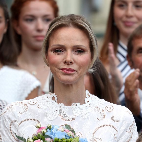 La princesse Charlène de Monaco et Mélanie-Antoinette de Massy assistent au traditionnel « Pique-nique des Monégasques » (U Cavagnetu) au Parc Princesse Antoinette, à Monaco. © Jean-François Ottonello/Nice Matin/Bestimage
