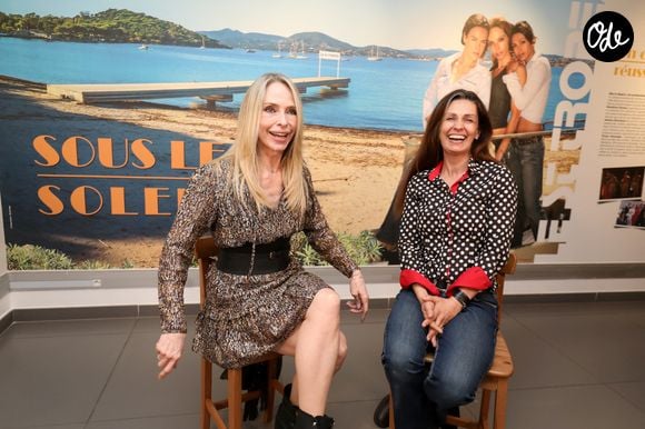 Elle remercie son amie pour son écoute et son soutien.

Les actrices de la série "Sous le soleil", Tonya Kinzinger et Adeline Blondieau lors de l'inauguration de l'exposition "Sous le soleil" au musée de la gendarmerie à Saint-Tropez, Côte d'Azur, France, le 1er avril 2023. © Philipe Arnassan/Nice Matin/Bestimage