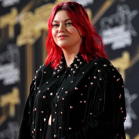 Louane au photocall de la 26ème édition des NRJ Music Awards à Cannes, le 1er novembre 2024. © Bebert-Guignebourg/Bestimage