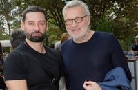 Hugo Manos présente son nouvel appartement, encore en travaux, sur Instagram.