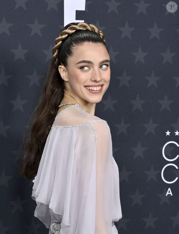 Margaret Qualley assiste à la 30e édition des Critics' Choice Awards au Barker Hanger à Santa Monica, Californie, le vendredi 7 février 2025. Photo by Jim Ruymen/UPI/ABACAPRESS.COM