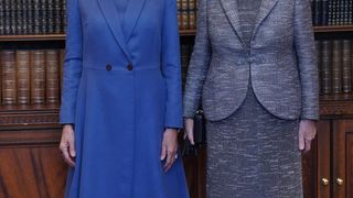 Brigitte Macron et la reine Camilla : chaleureuses retrouvailles à Londres après une vive inquiétude