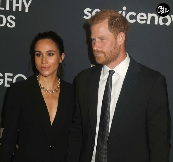 Le prince Harry, duc de Sussex et Meghan Markle, duchesse de Sussex, lors du 3ème gala annuel du projet "Healthy Minds" aux Spring Studios à New York, le 9 octobre 2025. © NDZ/StarMax/Bestimage