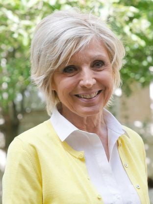 Evelyne Dhéliat : "Je marche beaucoup et je ne prends jamais l'ascenseur"