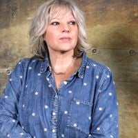 Laurence Boccolini n'entend "presque plus de l'oreille gauche", elle fait le point sur son état