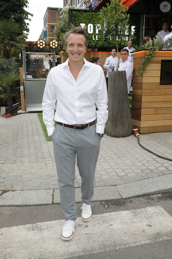 Exclusif - Stéphane Rotenberg - Ouverture du premier restaurant "Top Chef" Le Bistrot à Suresnes le 7 juillet 2022. Le groupe M6 et S. Rotenberg, en collaboration avec Les Bistrots Pas Parisiens ont ouvert ce Bistrot Top Chef à Suresnes, d'une capacité de 100 places.
© Marc Ausset-Lacroix/Bestimage