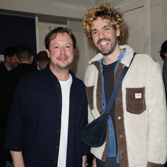 Exclusif - Davy Sardou et Rudy Milstein lors de la générale de la pièce "Amis pour la vie" au théâtre de l'Oeuvre à Paris le 24 avril 2025. La représentation est suivie d'un cocktail.

© Coadic Guirec / Bestimage
