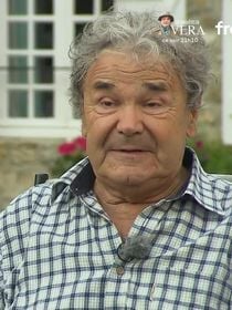 Visite du "paradis" de Pierre Perret à Nangis en Seine-et-Marne : une grande propriété avec piscine, un endroit solitaire comme le chanteur