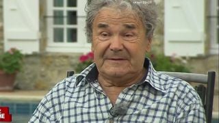 Visite du "paradis" de Pierre Perret à Nangis en Seine-et-Marne : une grande propriété avec piscine, un endroit solitaire comme le chanteur