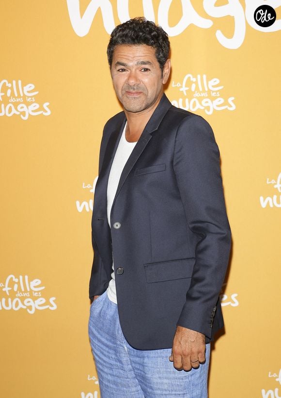 Mais Jamel Debbouze n'a pas accepté les aides destinées aux handicapés.

Jamel Debbouze - Première du film "La fille dans Les nuages" au cinema UGC Bercy à Paris le 2 juillet 2026. © Coadic Guirec/Bestimage