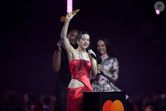 Rosalia sur scène aux BRIT Awards 2026 au Co-op Live Arena à Manchester, Royaume-Uni. Photo par Backgrid UK/ Bestimage