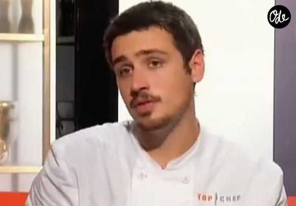 C'est dans le minuscule village de Saint-Igest, qui compte moins de 200 âmes, que le chef a décidé de poser ses couteaux. 

Quentin Bourdy dans la saison 4 de Top Chef, sur M6.