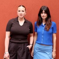 Helena Bailly et Marguerite (Star Academy) : deux looks opposés mais une belle complicité entre les deux anciennes candidates à Roland-Garros