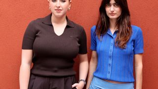Helena Bailly et Marguerite (Star Academy) : deux looks opposés mais une belle complicité entre les deux anciennes candidates à Roland-Garros