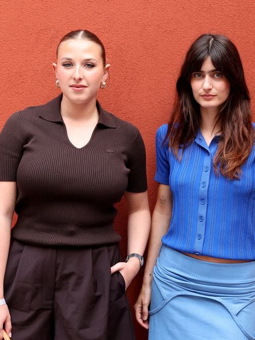 Helena Bailly et Marguerite (Star Academy) : deux looks opposés mais une belle complicité entre les deux anciennes candidates à Roland-Garros