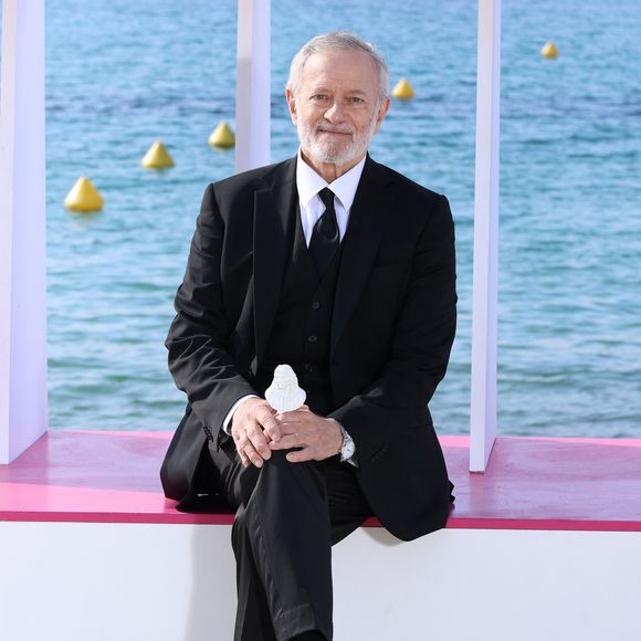 Francis Huster - Photocall de la série "Zodiaque" lors de la 9ème édition du festival "CanneSeries" à Cannes, le 28 avril 2026.
© Denis Guignebourg/Bestimage