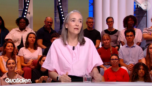 Delphine Ernotte parle du départ d'Anne-Sophie Lapix dans "Quotidien".